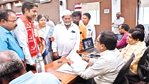 అర్జీలను వేగవంతంగా పరిష్కరించాలి 