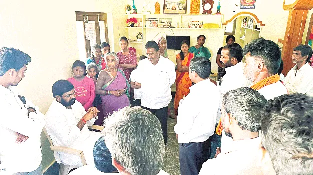 హత్యా రాజకీయాలు మానుకోవాలి 