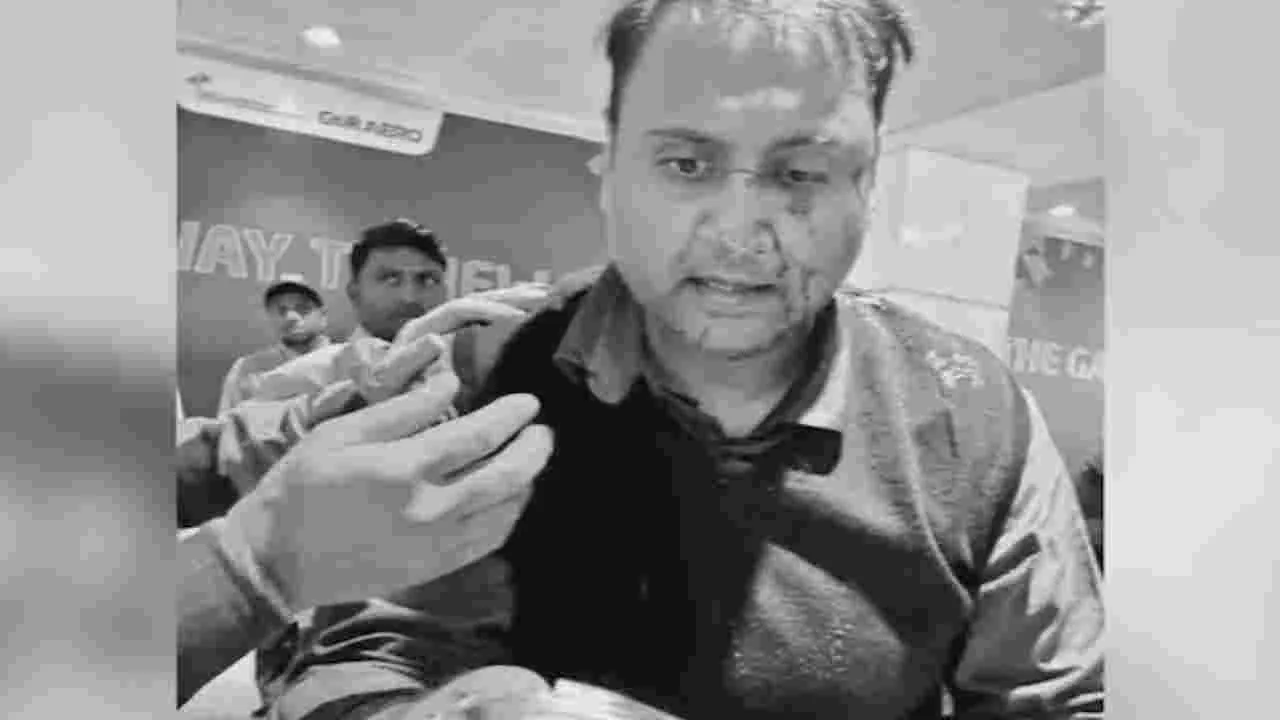 AIX Pilot Attack: ఎయిర్ ఇండియా ఎక్స్‌ప్రెస్ పైలట్‌పై స్పైస్ జెట్ ప్రయాణికుడి సంచలన ఆరోపణ