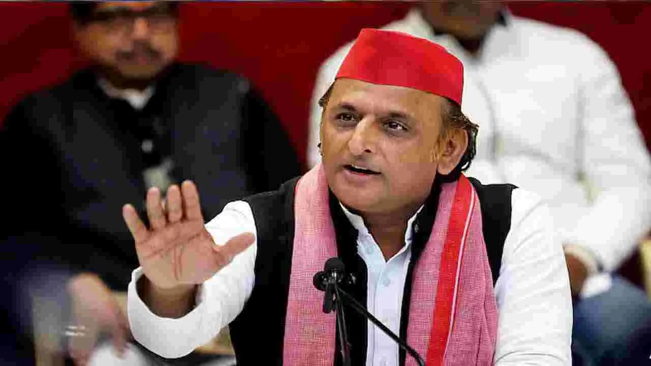 Akhilesh Yadav: బిహార్‌లో ఎన్డీయే ఆధిక్యంపై తొలిసారి స్పందించిన అఖిలేష్ యాదవ్ 