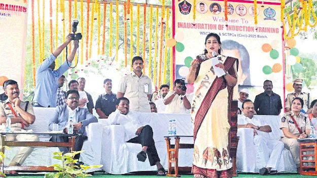 పోలీస్‌ అంటే గౌరవం పెరగాలి