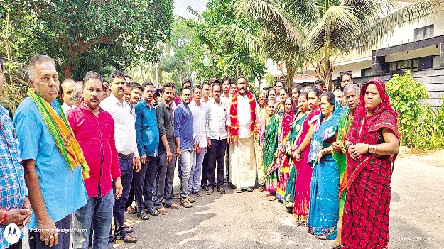 కుల ధ్రువీకరణ పత్రాలు మంజూరు చేయండి 