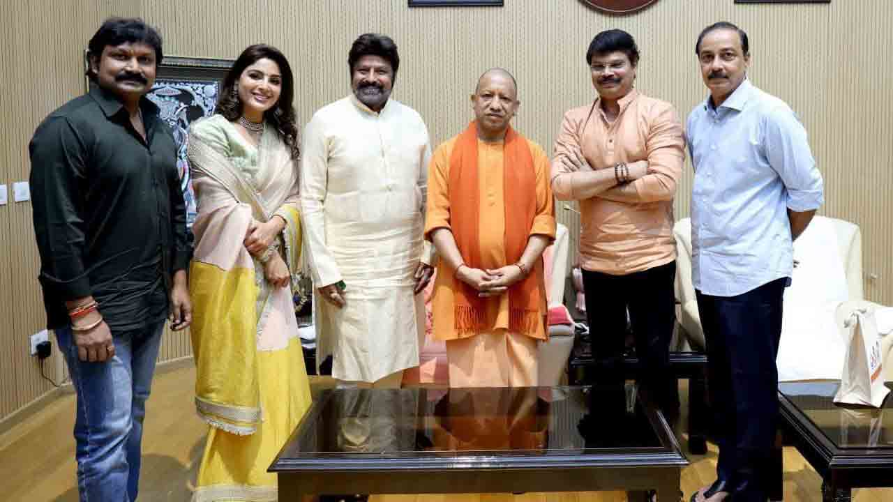 Akhanda2 Promotion: ఉత్తరప్రదేశ్ సీఎం యోగి ఆదిత్యానాథ్‌‌ని కలిసిన అఖండ-2 మూవీ టీమ్ 