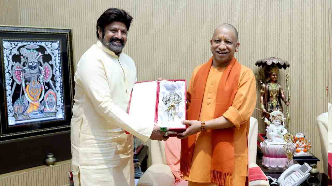 Akhanda2 Promotion: ఉత్తరప్రదేశ్ సీఎం యోగి ఆదిత్యానాథ్‌‌ని కలిసిన అఖండ-2 మూవీ టీమ్ 