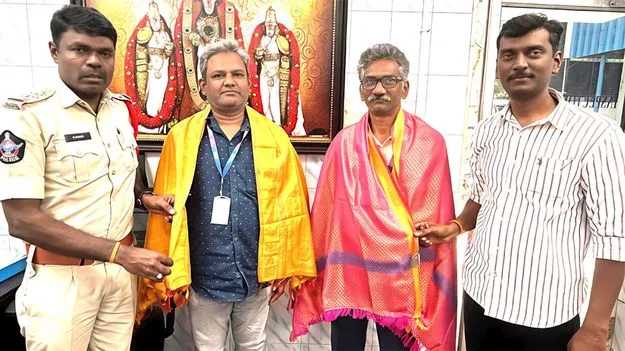 నేను సీబీఐ అధికారిని 