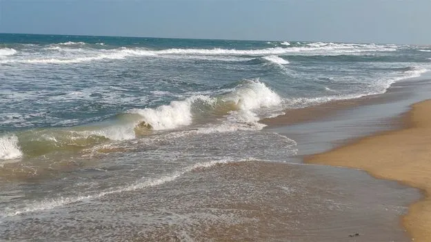 తీరం దిశగా కదులుతున్న దిత్వా