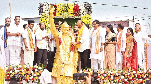 సుపరిపాలనకు మార్గదర్శి వాజపేయి