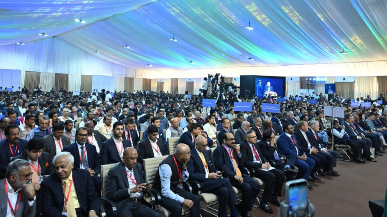 CII Partnership Summit 2025: విశాఖలో ఘనంగా ప్రారంభమైన సీఐఐ పార్టనర్షిప్ సమ్మిట్‌