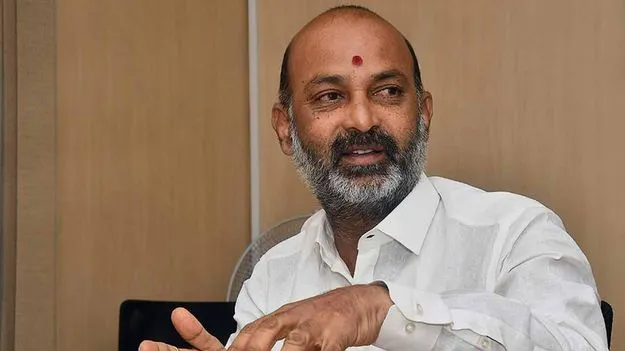 Bandi Sanjay: అర్బన్ నక్సల్స్‌పై కేంద్ర మంత్రి బండి సంజయ్ సంచలన వ్యాఖ్యలు