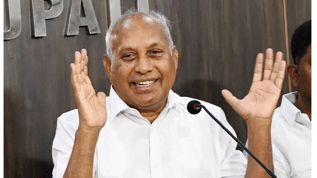 పరకామణి దొంగకు మరో రూలా? 