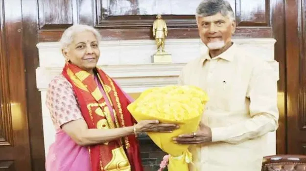 CM Chandrababu: నిర్మలా సీతారామన్‌తో సీఎం చంద్రబాబు కీలక భేటీ.. ఎందుకంటే..