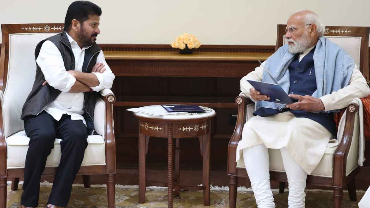 ప్రధాని మోదీతో సీఎం రేవంత్ రెడ్డి భేటీ