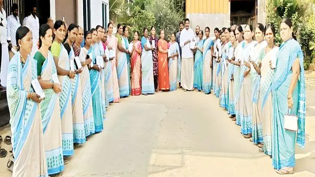 మహిళా సంక్షేమానికి సీఎం కృషి