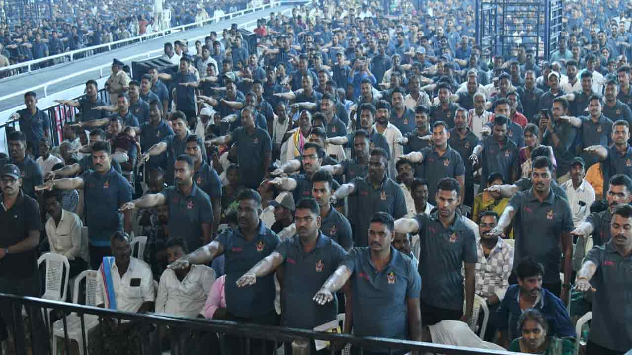 పోలీసులు చాలా అప్రమత్తంగా ఉండాలి: సీఎం చంద్రబాబు 