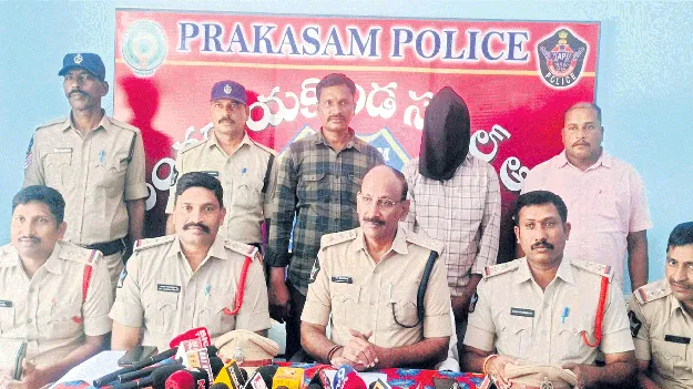 రూ.7వేల కోసం చంపేశాడు!