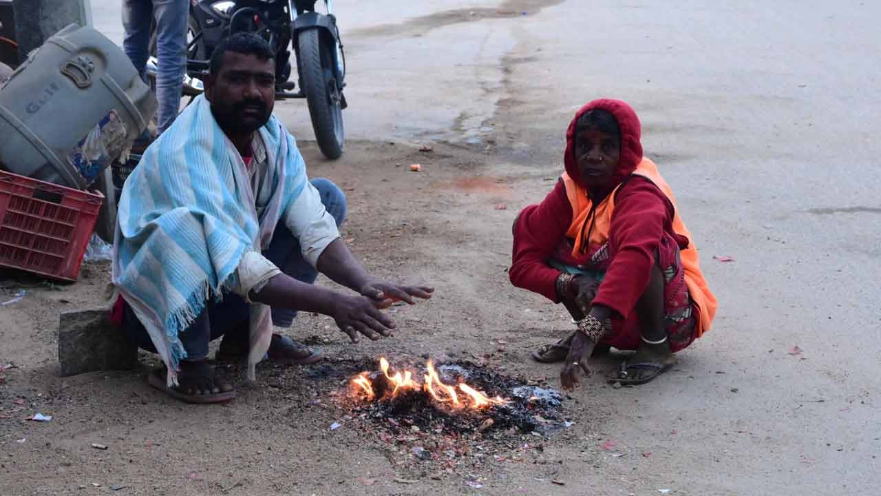 Mahabubnagar: పెరిగిన చలి తీవ్రత.. గజగజ వణుకుతున్న ప్రజలు