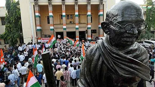 TPCC Meeting: గాంధీ భవన్‌లో ఈ రోజు టీపీసీసీ కార్యవర్గ సమావేశం.. సీఎం రేవంత్ దిశానిర్దేశం  