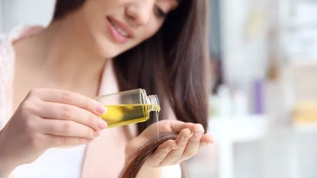 Hair Care Tips: జుట్టుకు నూనె రాసేటప్పుడు ఈ తప్పులు చేయకండి
