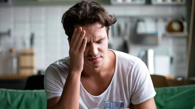 New Year Celebrations: హ్యాంగోవర్ నుంచి ఇలా బయటపడండి.. 