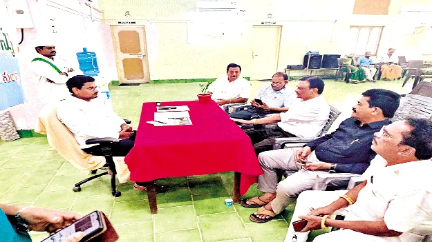 అభాగ్యులను ఆదరించండి