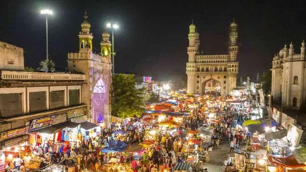 Hyderabad: హైదరాబాద్‌లో అక్రమార్కుల తిష్ఠ.. నిర్లక్ష్యం నీడలో నిఘా