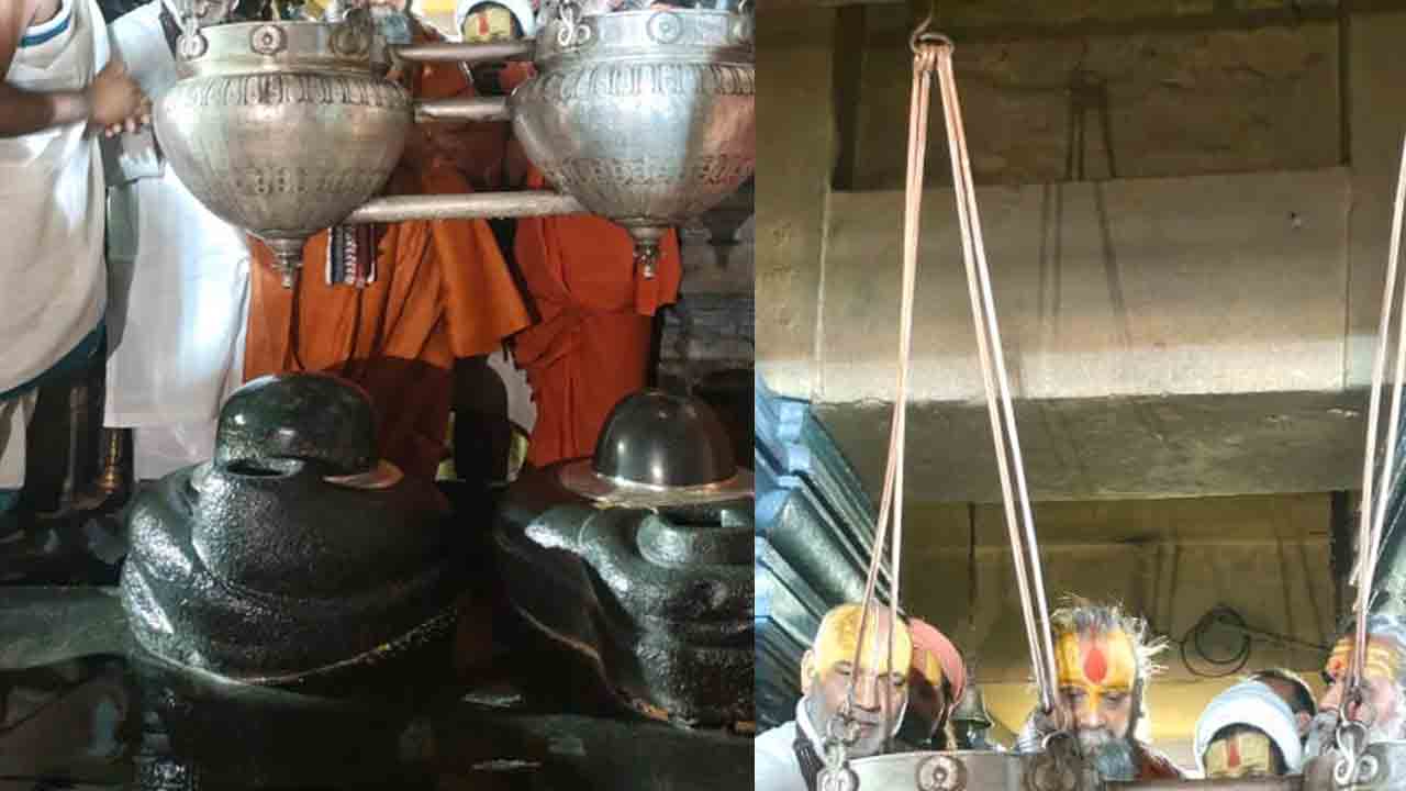 Kaleshwaram: కాళేశ్వరం క్షేత్రంలో పీఠాధిపతుల పుణ్యస్నానాలు