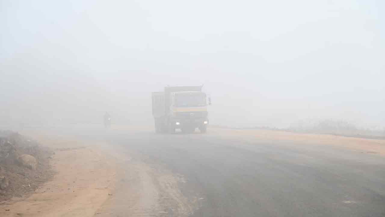 Vanjangi Lambasingi: పర్యాటకులను కట్టిపడేస్తున్న వంజంగి, లంబసింగి అందాలు.. 