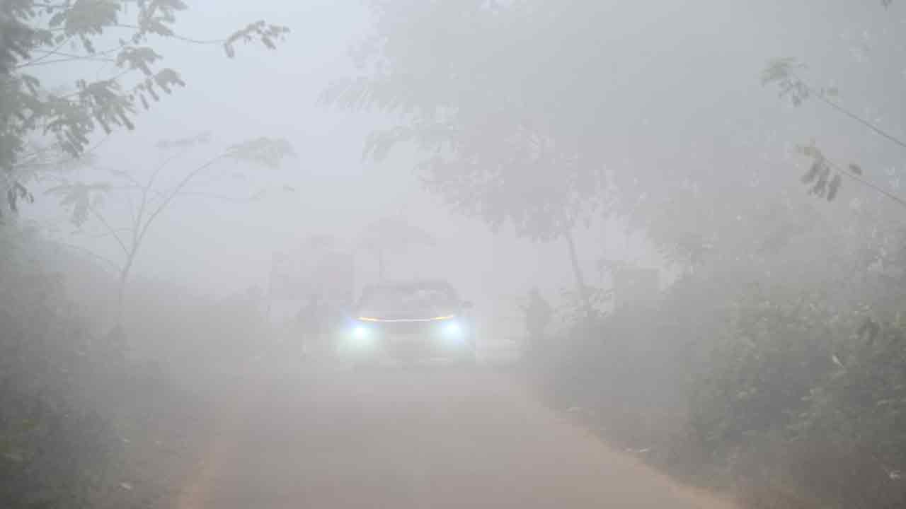 Vanjangi Lambasingi: పర్యాటకులను కట్టిపడేస్తున్న వంజంగి, లంబసింగి అందాలు.. 