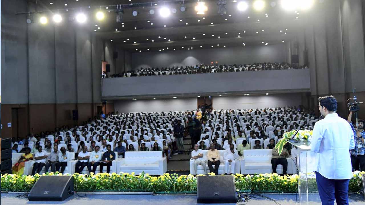 Nara Lokesh: పిల్లలకు ఆటపాటలతోపాటు నైతిక విలువలు నేర్పించాలి: మంత్రి లోకేశ్