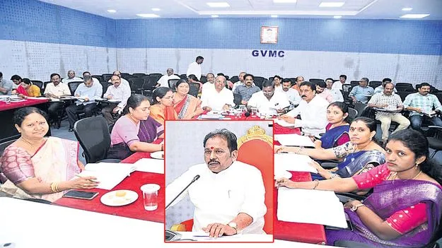 మరుగుదొడ్ల అద్దెపై అభ్యంతరం