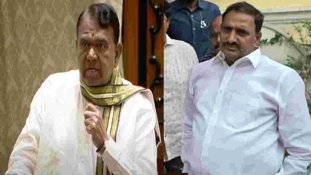 MLA Disqualification Case: అనర్హత ఎమ్మెల్యేలపై కొనసాగుతున్న విచారణ..