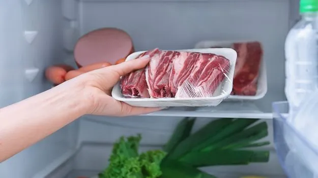 Store Meat in Fridge: చికెన్, చేపలు, మటన్.. ఫ్రిజ్‌లో ఎంతసేపు పెట్టాలి?