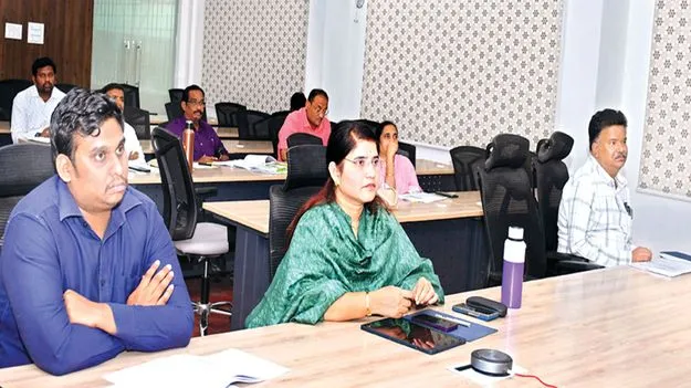  మెరుగైన సేవలు అందించాలి: కలెక్టర్‌