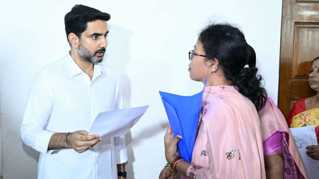 విశాఖ పార్టీ కార్యాలయంలో 77వ రోజు ప్రజాదర్బార్