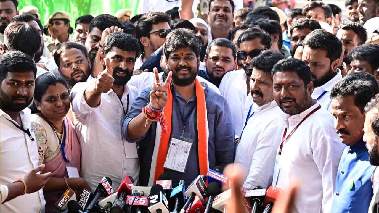 MLA Naveen Yadav: ఎమ్మెల్యేగా ధృవపత్రం అందుకున్న నవీన్ యాదవ్.. 