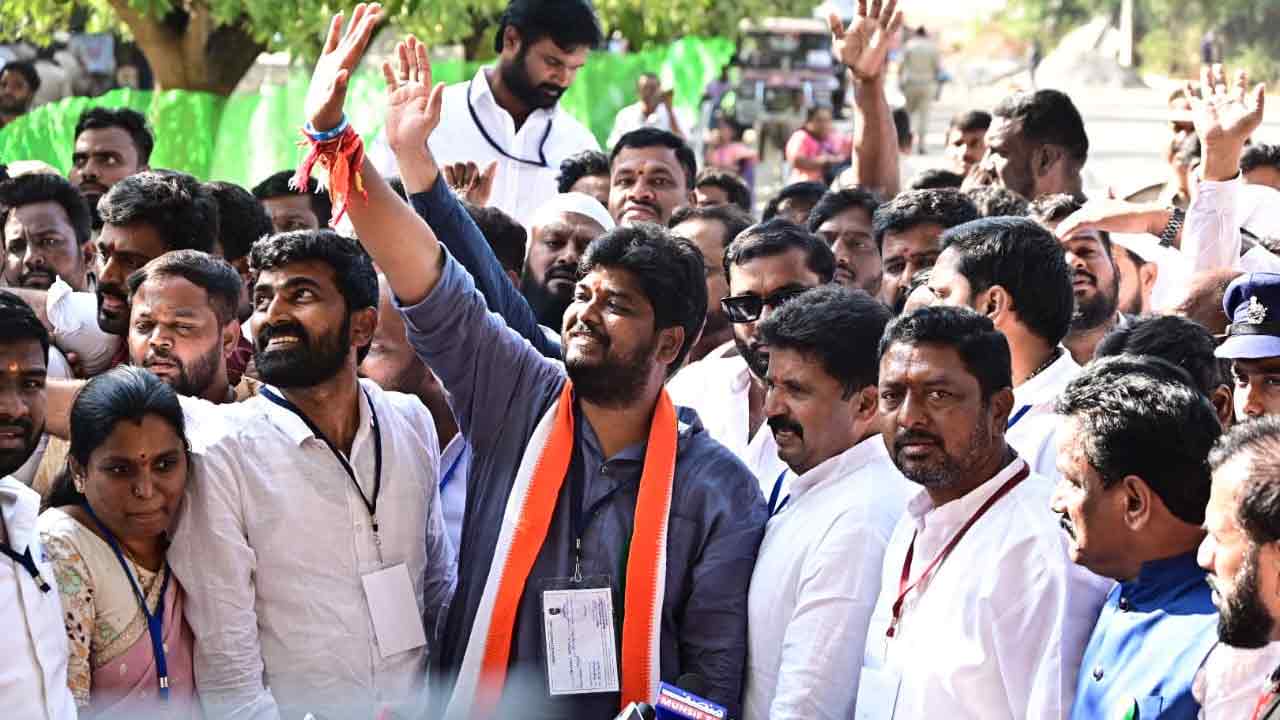 MLA Naveen Yadav: ఎమ్మెల్యేగా ధృవపత్రం అందుకున్న నవీన్ యాదవ్.. 