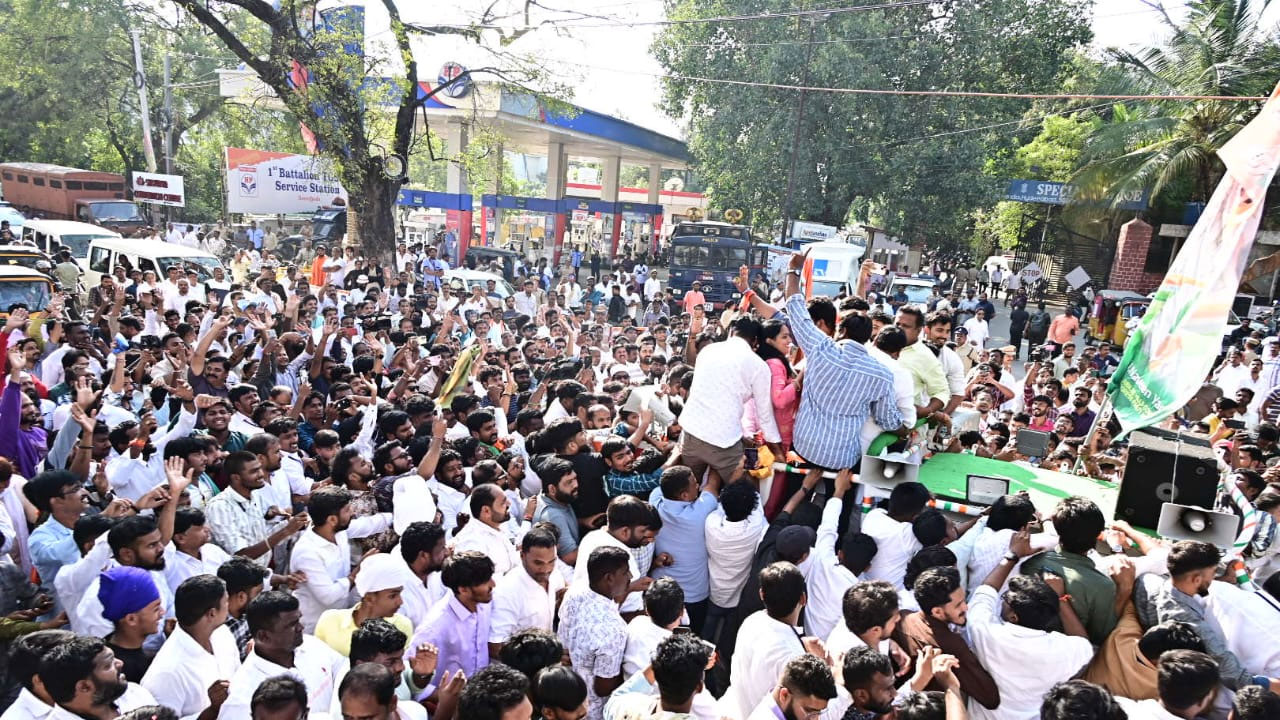 Congress Wins Jubilee Hills Bypoll: జూబ్లీహిల్స్‌లో కాంగ్రెస్ ఘన విజయం.. నవీన్ యాదవ్ విజయోత్సవయాత్ర