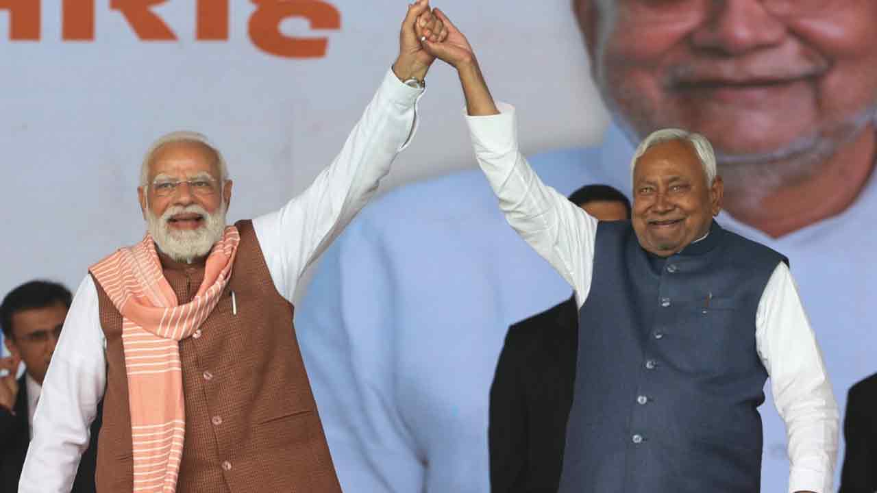 CM Nitish kumar: బిహార్‌లో కొలువు తీరిన నితీశ్ సర్కార్.. 