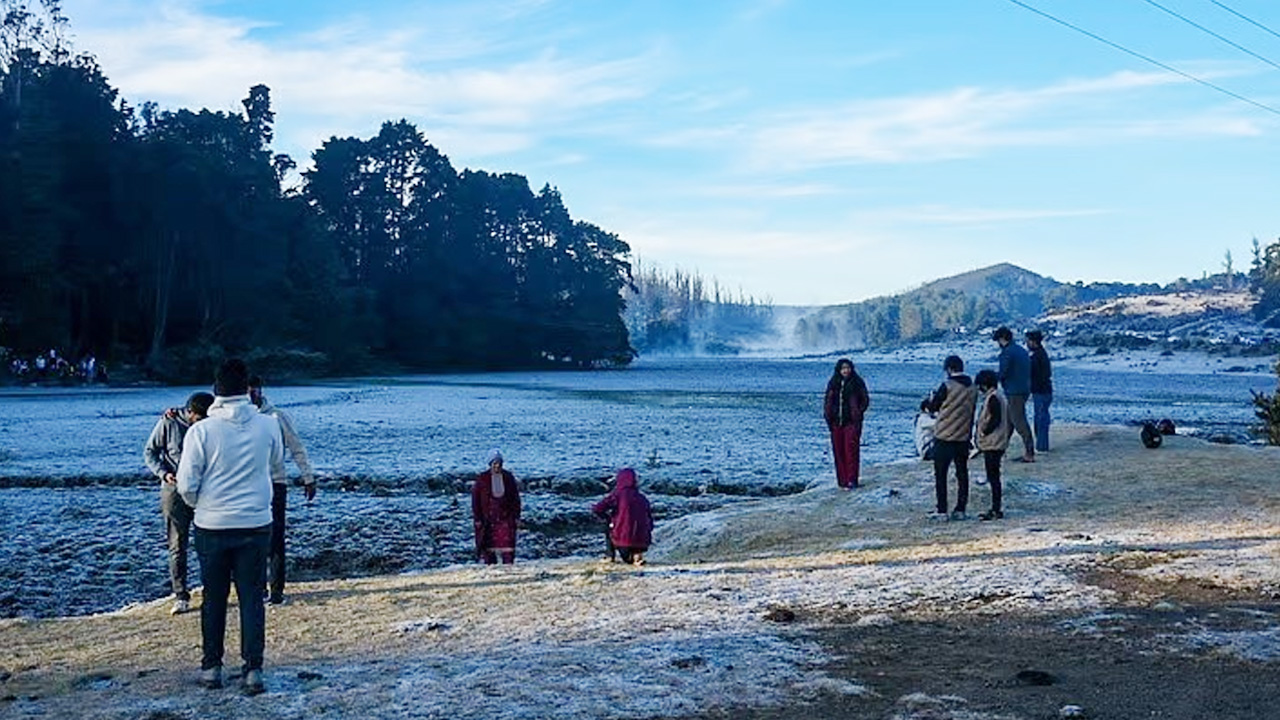 Winter-Ooty Trip: ఊటీ.. మోస్ట్ బ్యూటీ.. ప్రకృతి సోయగాలను చూసేయండి..