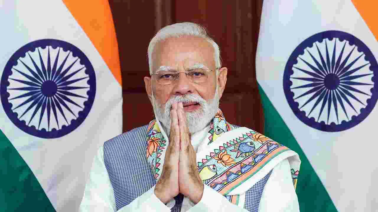 PM Modi On Constitution Day: కొత్త ఓటర్లను గౌరవించండి.. భారత పౌరులకు ప్రధాని లేఖ