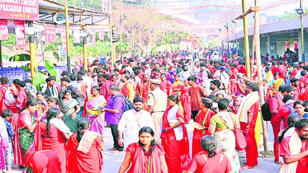 దీక్షగా కదిలారు