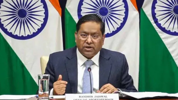 Randhir Jaiswal: గగనతలాన్ని నిరాకరించ లేదు.. పాక్ దుష్ప్రచారాన్ని తిప్పికొట్టిన భారత్