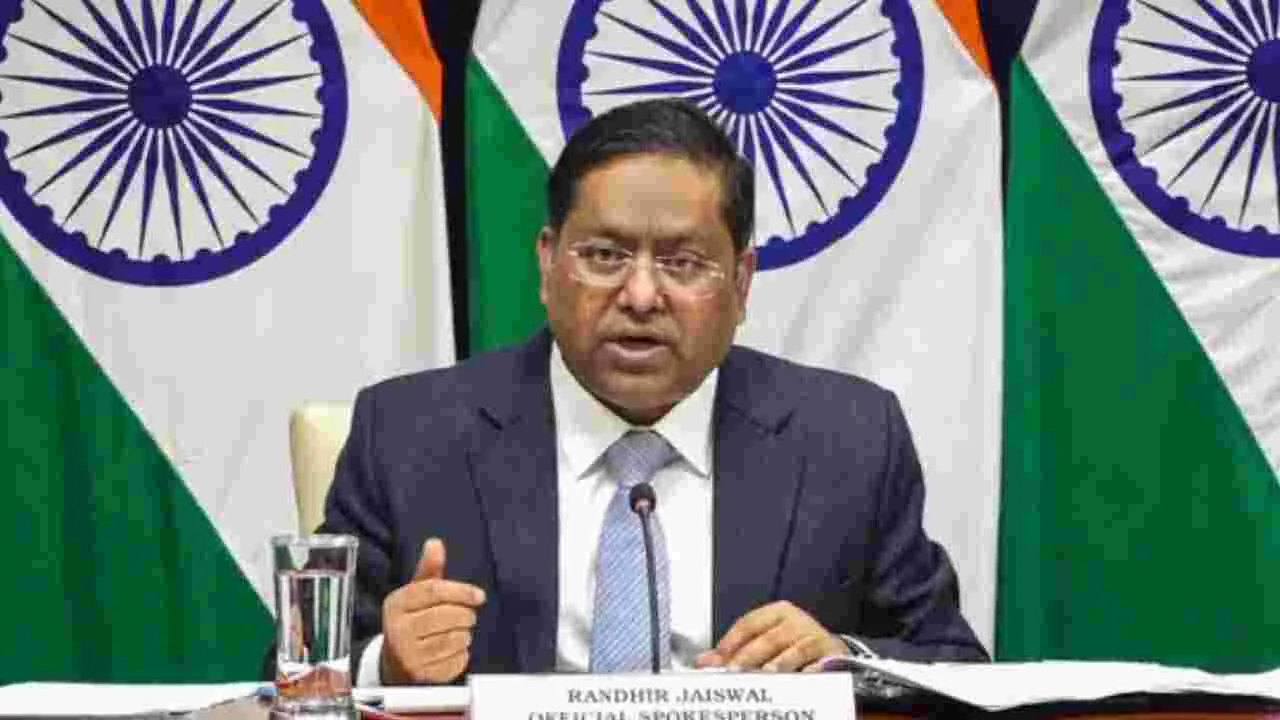 Randhir Jaiswal: గగనతలాన్ని నిరాకరించ లేదు.. పాక్ దుష్ప్రచారాన్ని తిప్పికొట్టిన భారత్