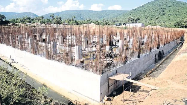 రైల్వే జోన్‌కు ఇంకా రెడ్‌ సిగ్నలే...