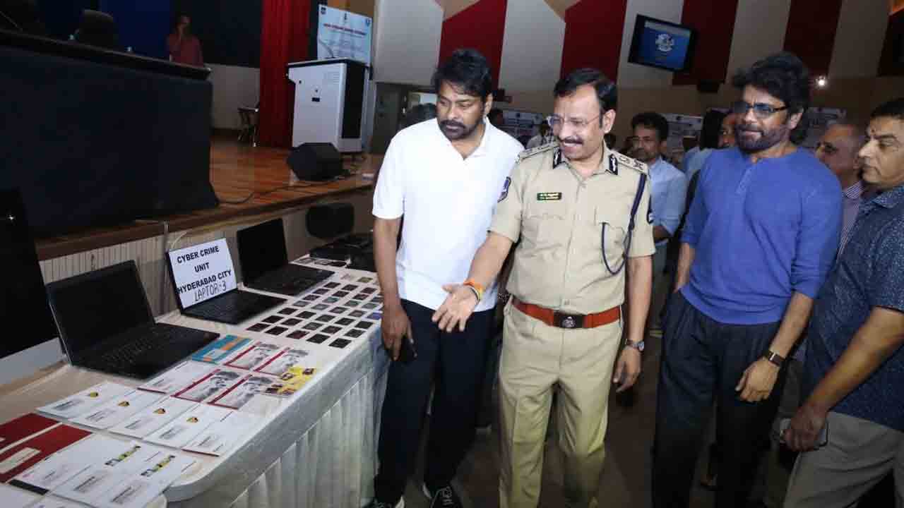 CP Sajjanar:హైదరాబాద్‌ సీపీ సజ్జనార్‌తో సినీ ప్రముఖుల భేటీ