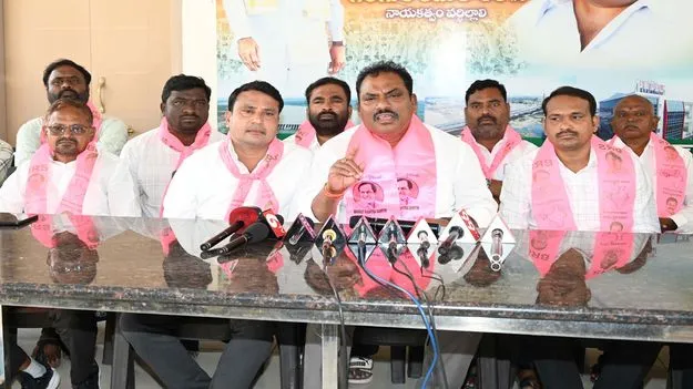 కేసీఆర్‌పై సీఎం వాఖ్యలు సరికాదు