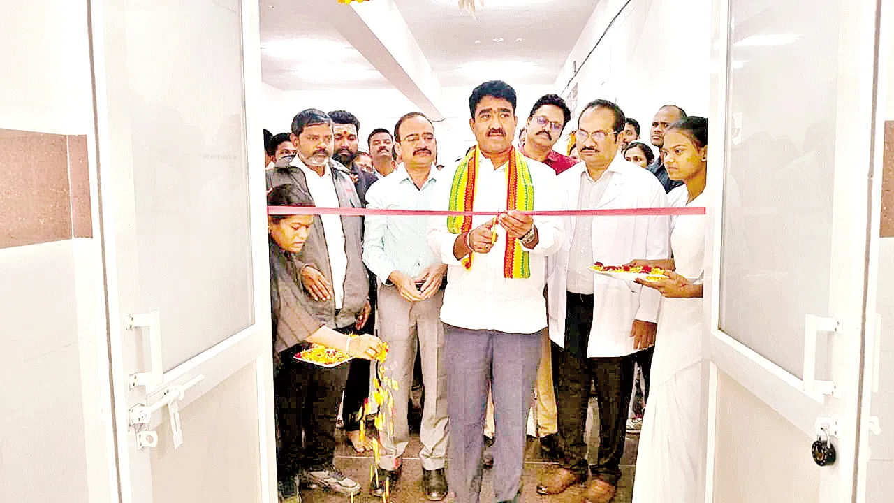 పేదలకు కార్పొరేట్‌ వైద్యం లక్ష్యం