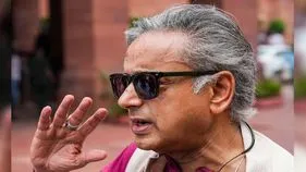 Shashi Tharoor: కాంగ్రెస్ కీలక సమావేశాలకు శశిధరూర్ గైర్హాజర్.. వరుసగా రెండోసారి