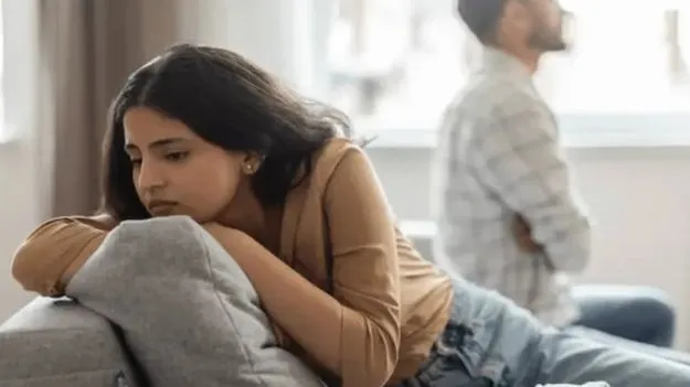 Silent Divorce: జీవిత భాగస్వామిలో ఈ మార్పులు కనిపిస్తే జాగ్రత్త!