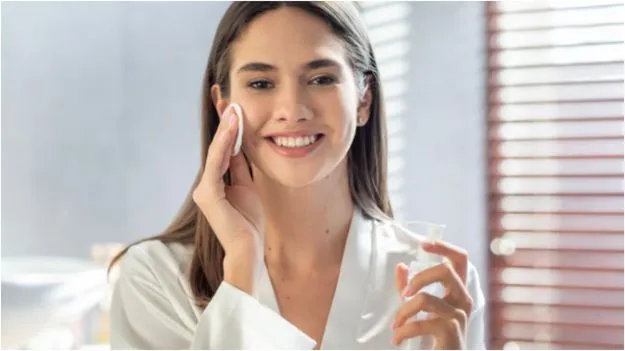 Winter Skincare Tips: శీతాకాలంలో పొడి చర్మంతో బాధపడుతున్నారా? ఇలా చేయండి..